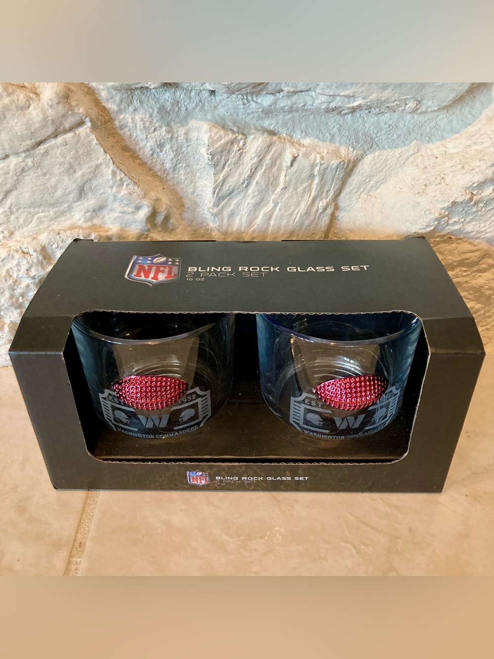 NWT Officially NFL licensed Washington Commanders bling rock glass set